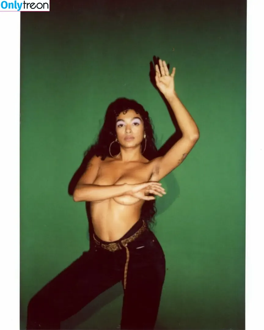 Lee Mariah Armoogam nude photo #0026 (leemoonlove)