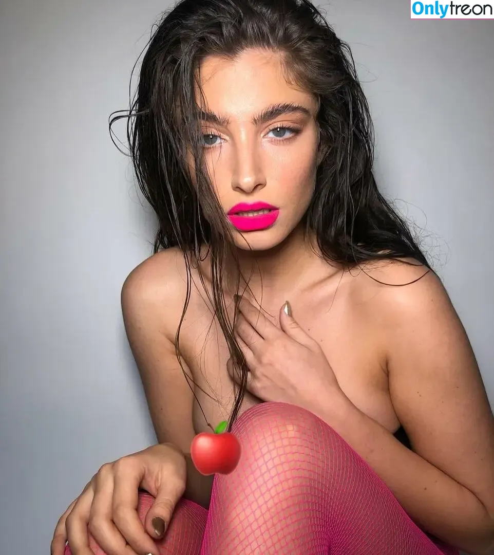 Lee Rokach nude photo #0020 (leerokah_)