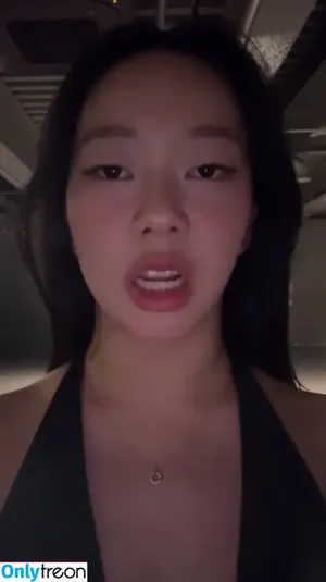 Lee Seoin / subak.ee nude photo #0189