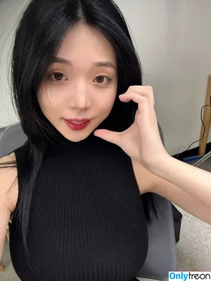 Lee Yeonwoo / yeonwooahh / 이연우 nude photo #0303