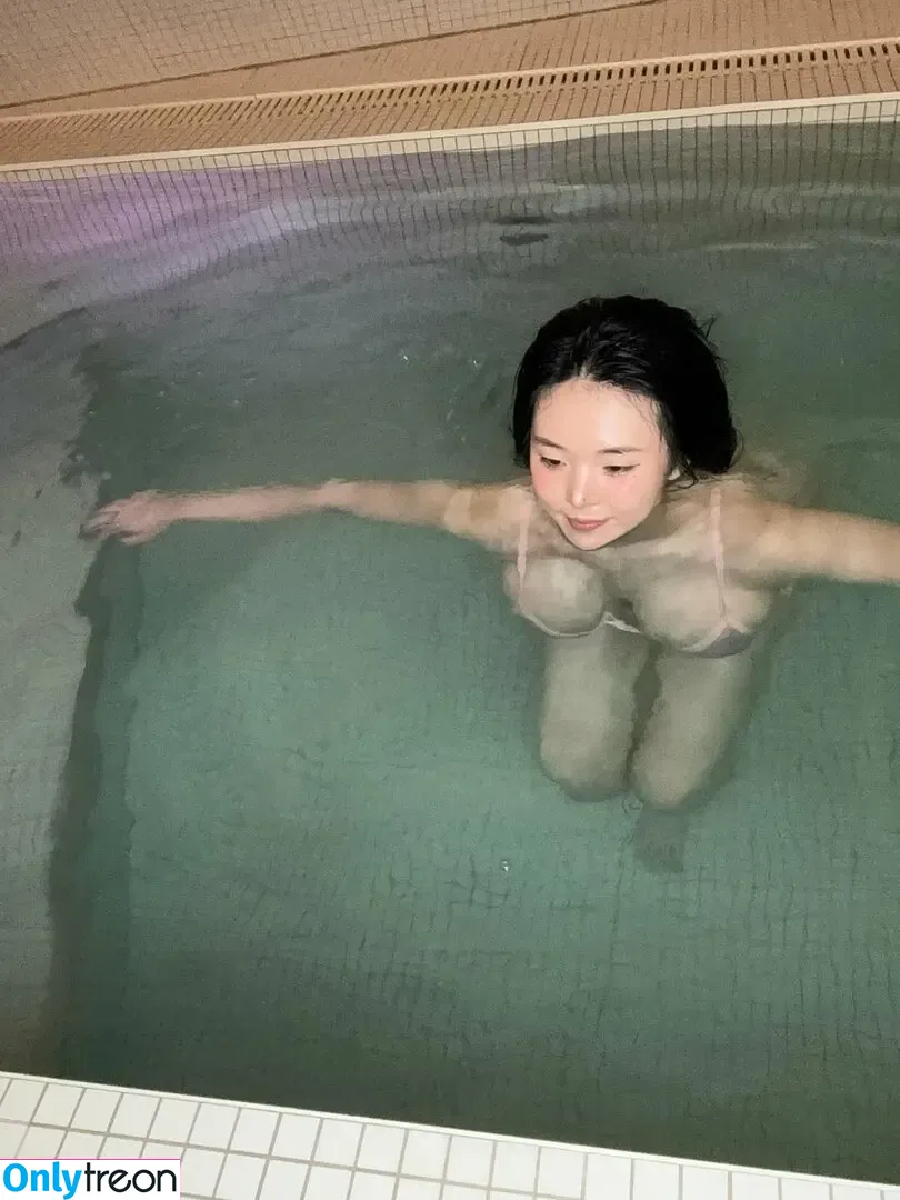 Lee Yeonwoo nude photo #0477 (yeonwooahh / 이연우)