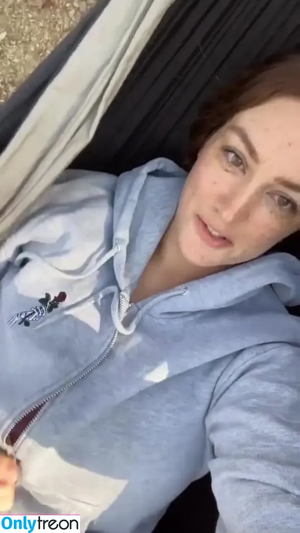 LeeAnne nude photo #0001 (da1ryqueen00 / leeanne_)