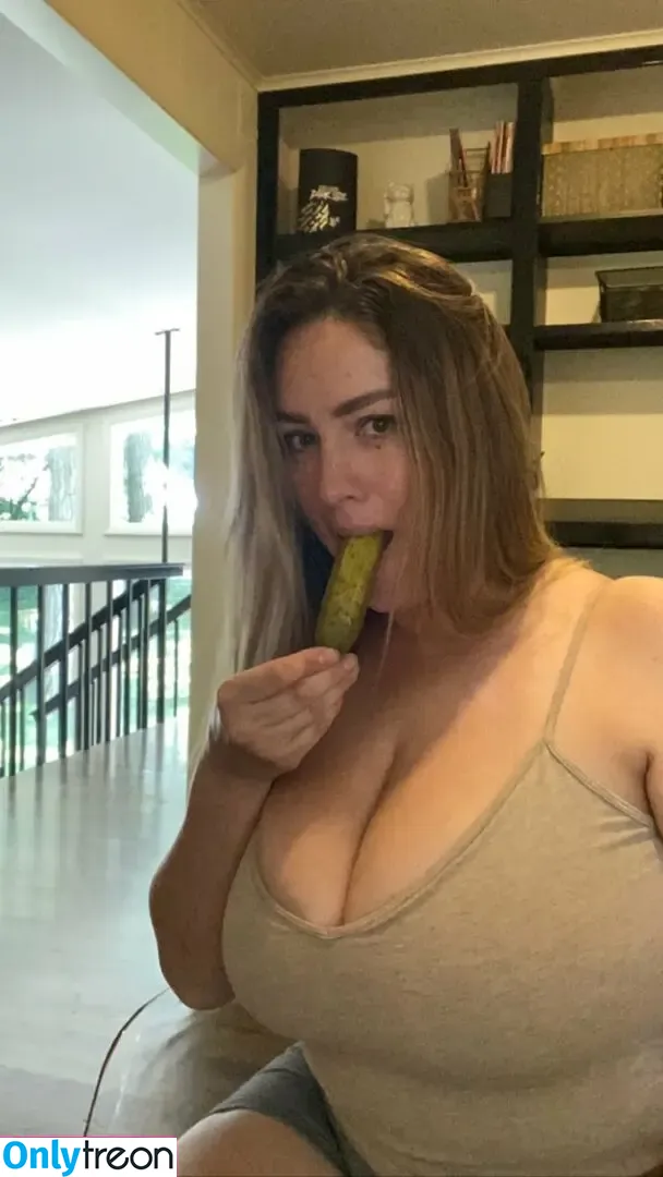 LeeAnne nude photo #0269 (da1ryqueen00 / leeanne_)