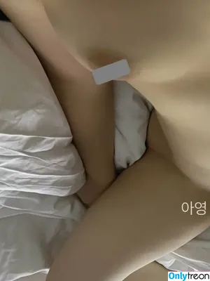 LeeAyeongA / Lee Ayeong‘s Feet / LeeAyeong / yeongalee / 이아영 nude photo #0004