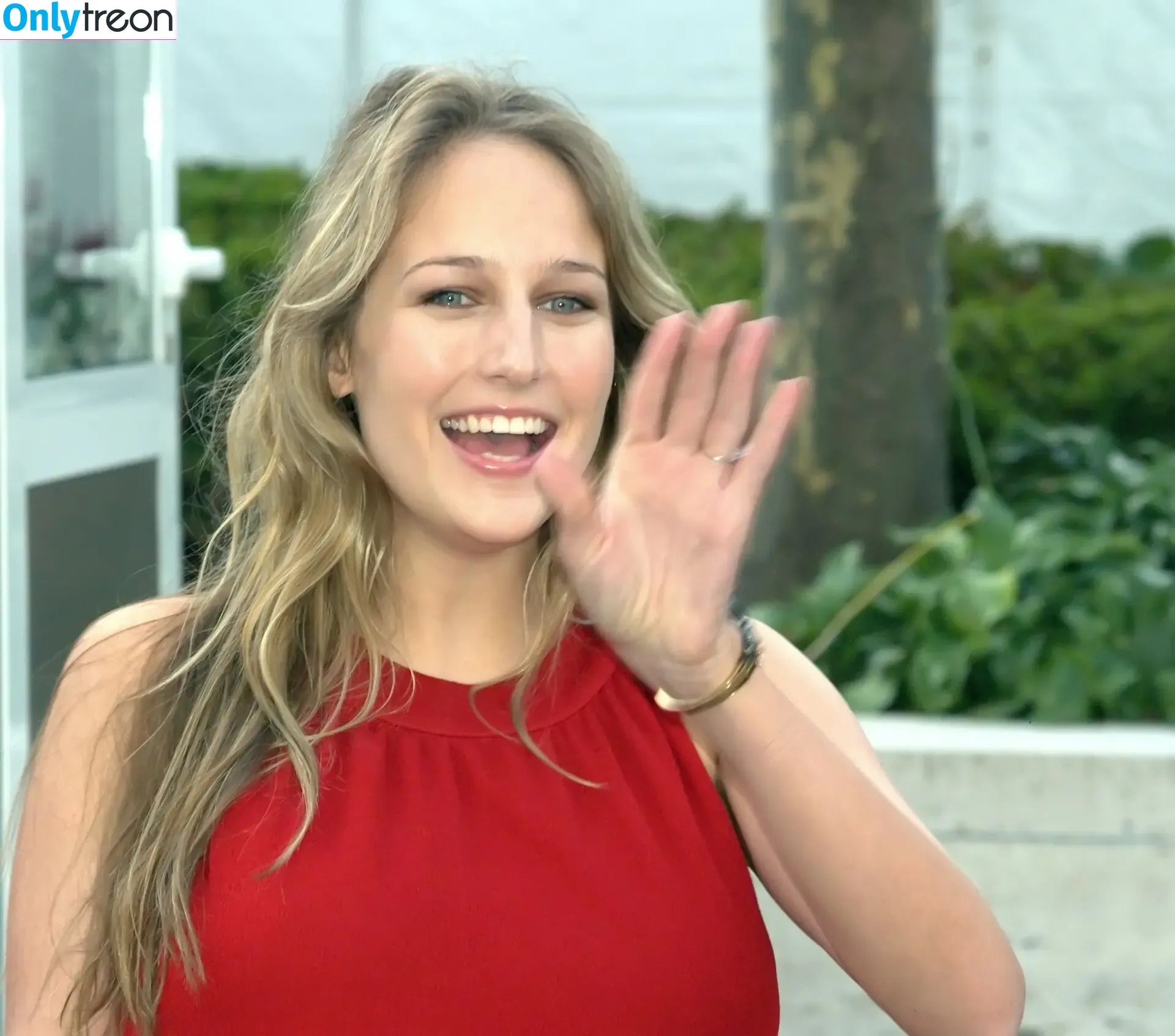 Leelee Sobieski nude photo #0236 (MissSobieski / leeleesobieskii)