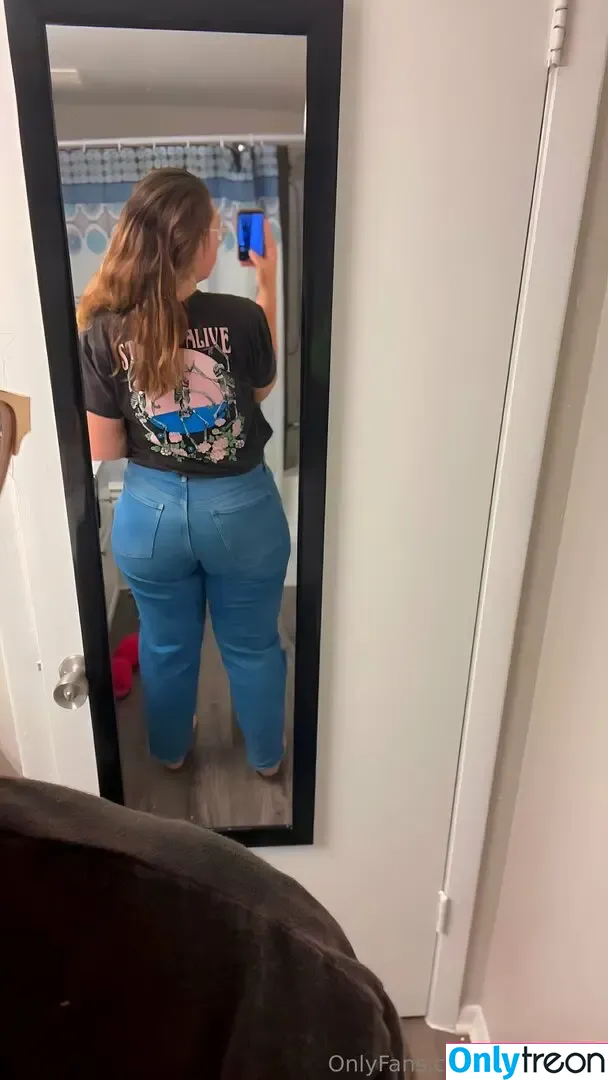 leeleexxxo nude photo #0007 (leeleexo__)