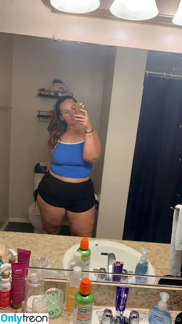 leeleexxxo nude photo #0020 (leeleexo__)