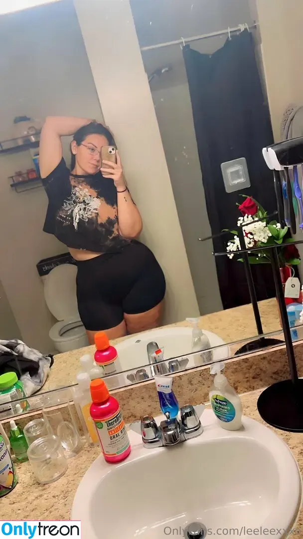 leeleexxxo nude photo #0024 (leeleexo__)