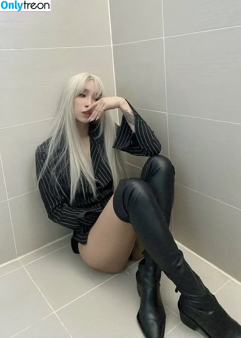 leezipotato nude photo #0234 (leezipotato)