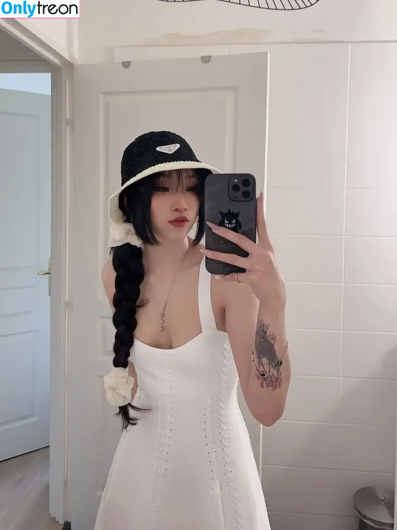 leezipotato nude photo #0236 (leezipotato)