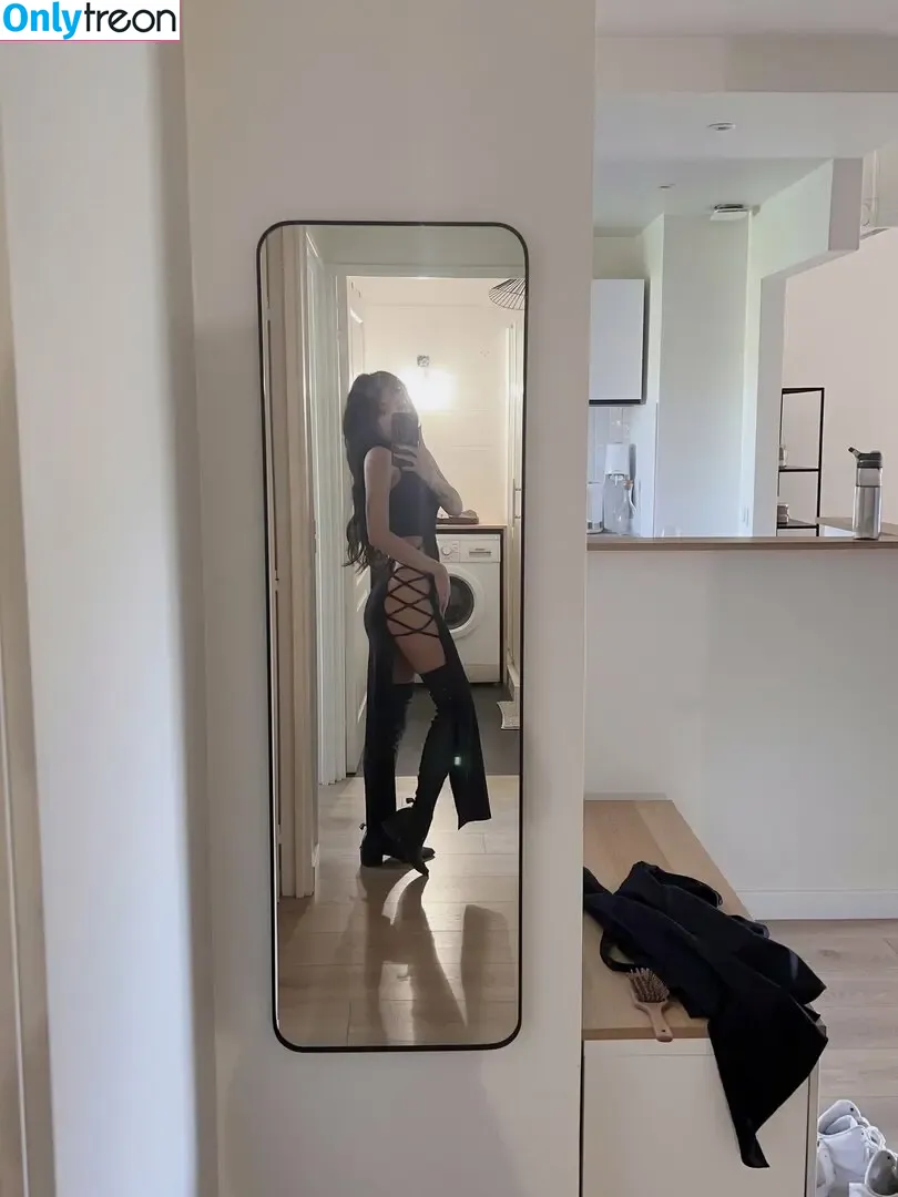 leezipotato nude photo #0237 (leezipotato)