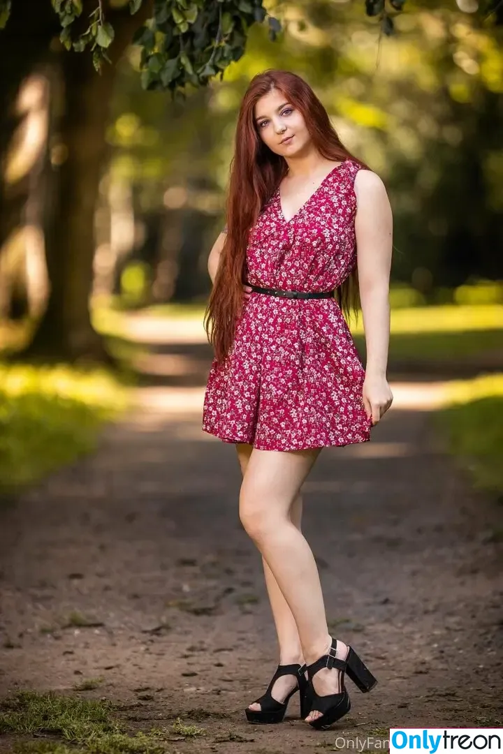 Leisy Lucy nude photo #0286 (Leisy_lucy / leisy_lucy_official / leisylucy)