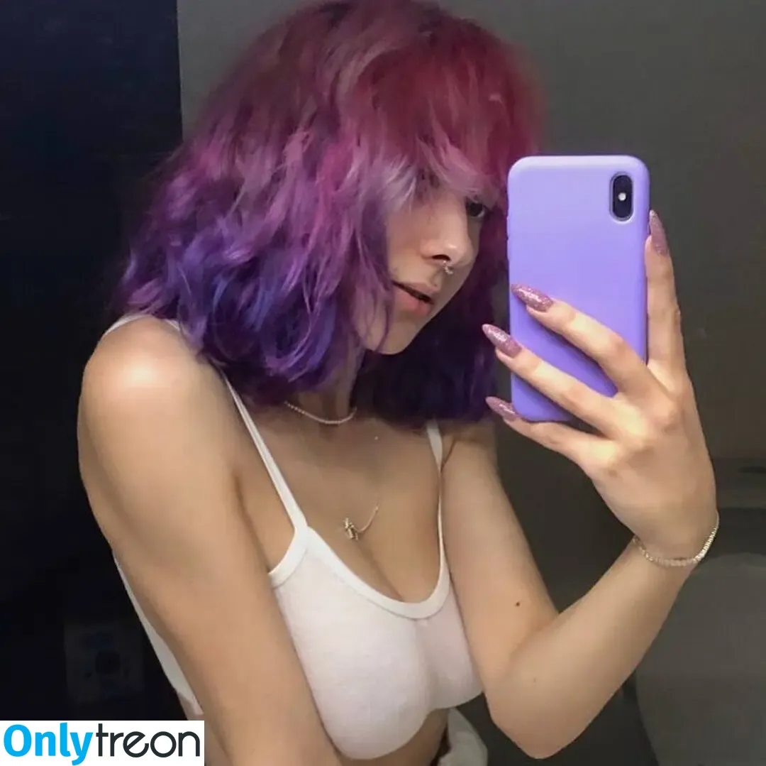 leliloo nude photo #0119 (lelilou.official)