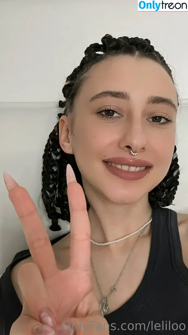 leliloo nude photo #0353 (lelilou.official)