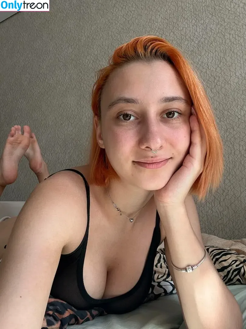 leliloo nude photo #0659 (lelilou.official)