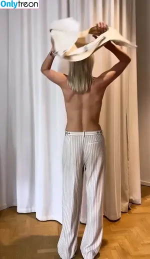 Lena Gercke / lenagercke nude photo #1465