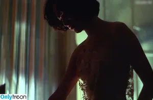 Lena Headey / iamlenaheadey nude photo #0105