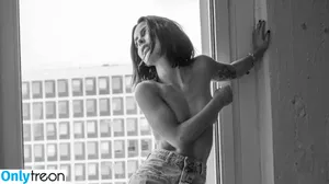  nude photo #0006