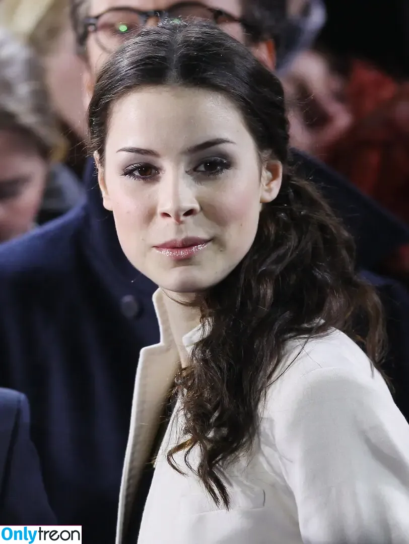 Lena Meyer nude photo #0019 (Lena Meyer)