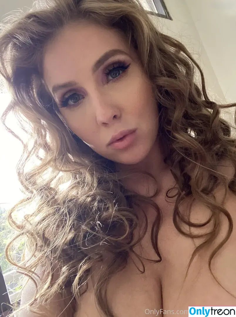 Lena Paul nude photo #3206 (LenaIsAPeach / Lena_Paulx / lenapaulxo)