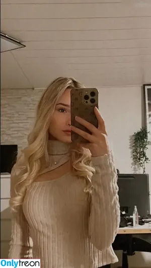 Lena / lena.hnmn / lenahnmn / lenameyerlandrut / lenatheplug nude photo #0037