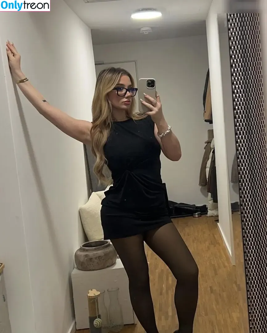 lenaglams nude photo #0031 (lenaglams)