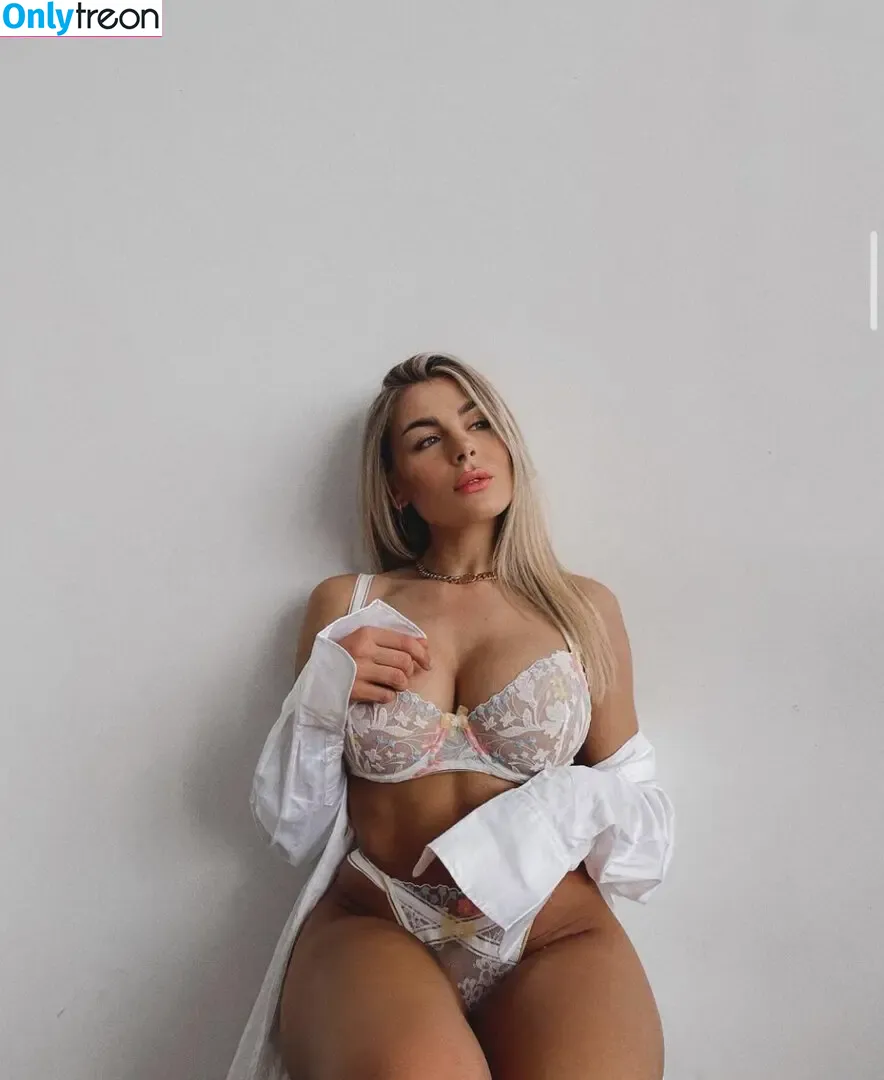 Lenaknk nude photo #0063 (Lenaknk)