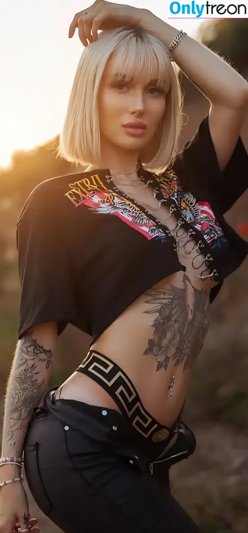 lenaxfz nude photo #0160 (lenaxfz)