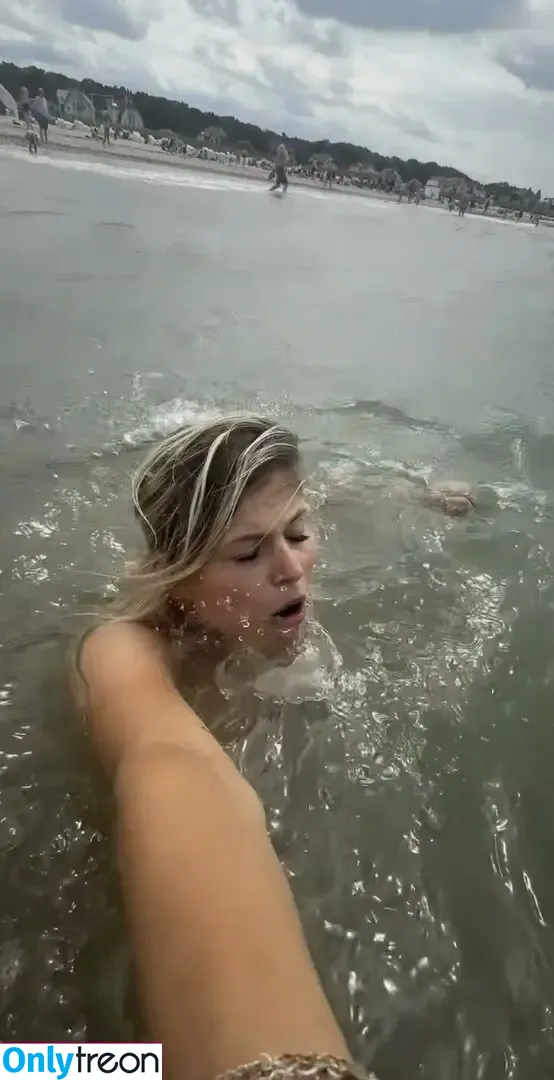 Leni Pieckenhagen nude photo #0183 (Leni.pie)