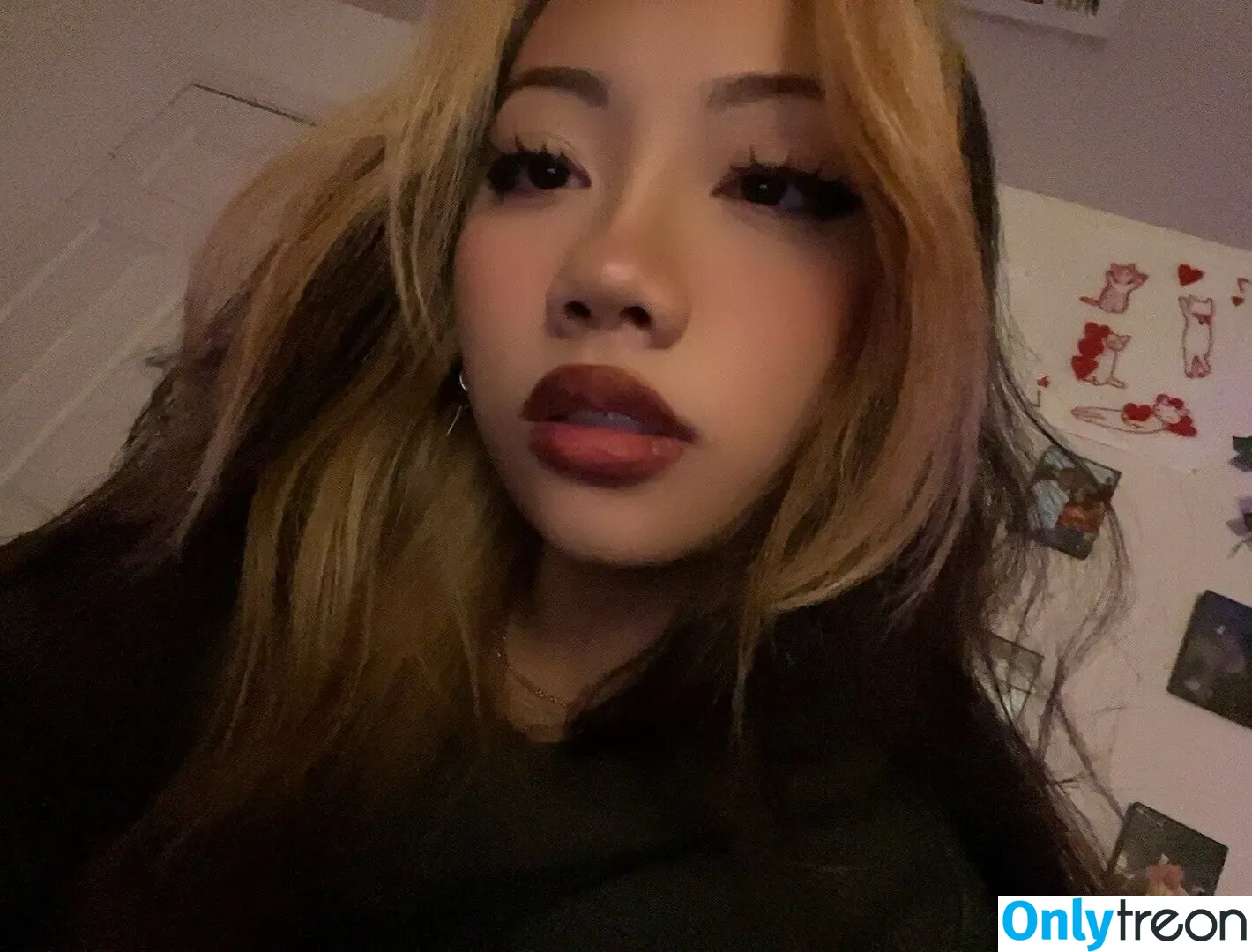 Lennibi nude photo #0004 (Lennibi)
