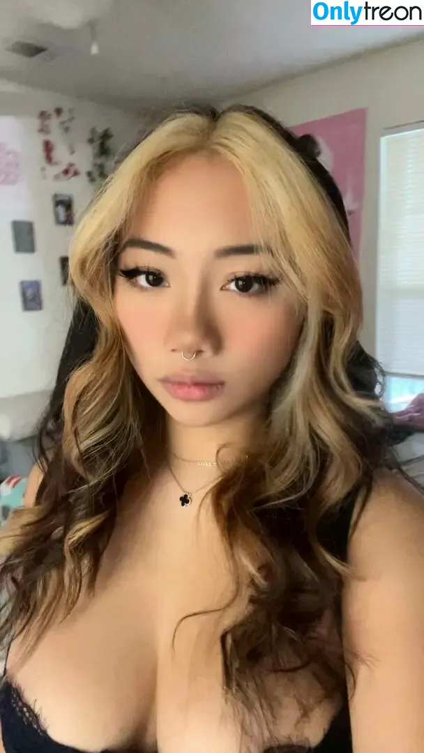 Lennibi nude photo #0014 (Lennibi)
