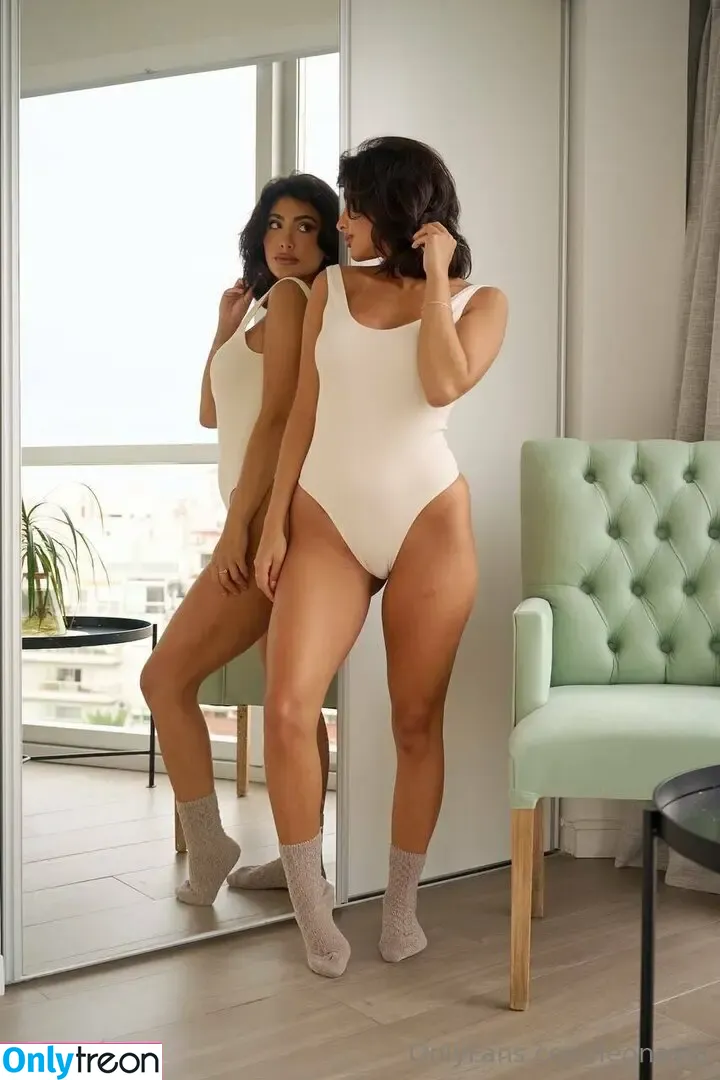 leonayla nude photo #0126 (leonayla0506)