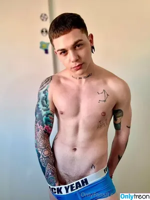 leonbay_free / leon nude photo #0010