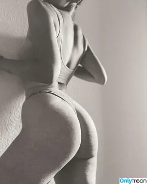 Leonie Jeen / leonie.jeen nude photo #0021
