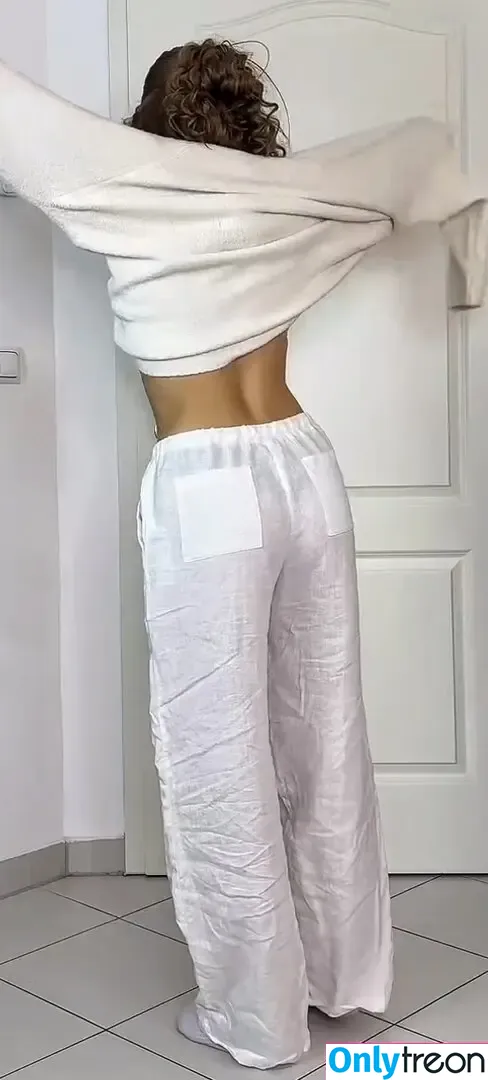 Leoobalys nude photo #0750 (sarahtoninx9_)