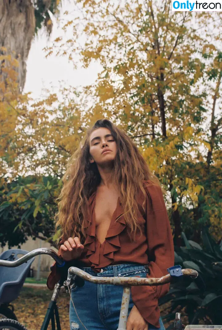 Leore Hayon nude photo #0011 (thegirlhabit)