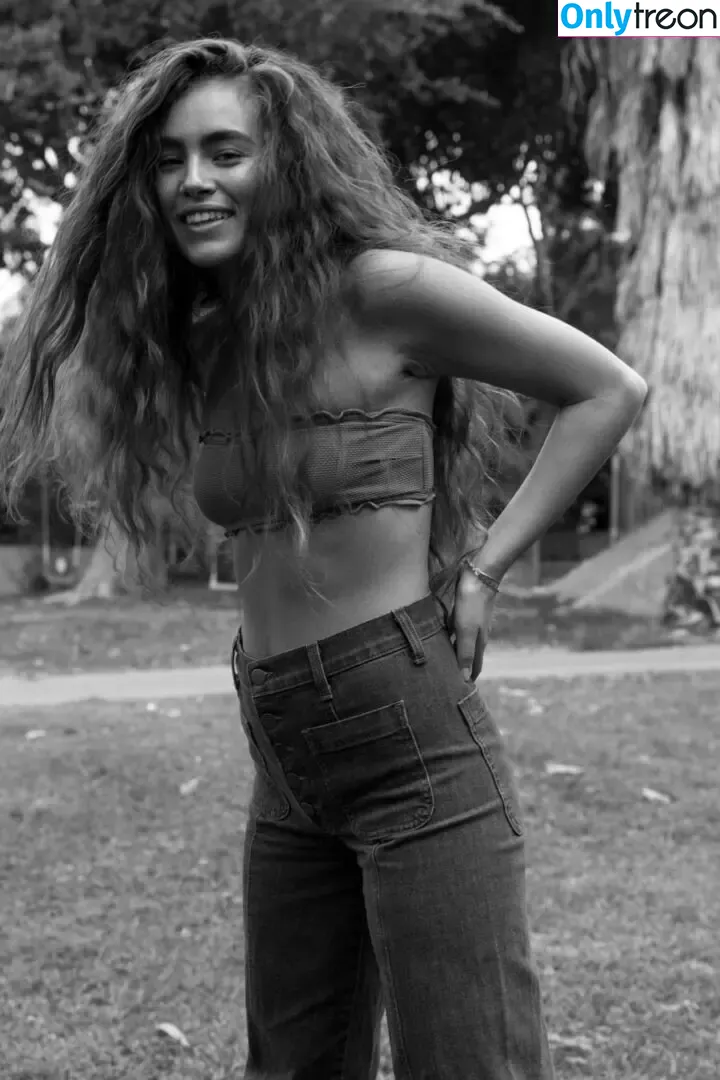 Leore Hayon nude photo #0022 (thegirlhabit)