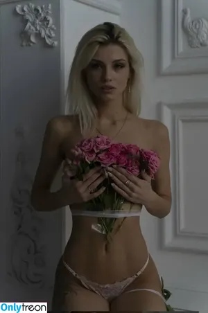 leradiller / lera_diller nude photo #0027