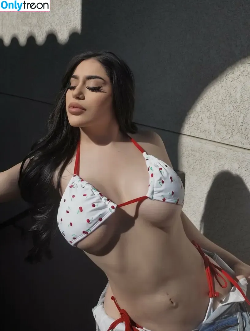 Lesley Karlette nude photo #0018 (Lesleykarr / lesleykarlette)