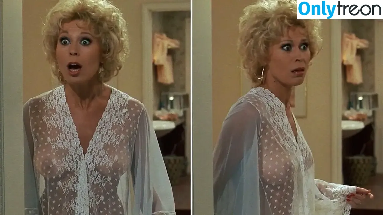 Leslie Easterbrook nude photo #0016 (beautiful.lesliee)