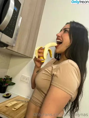  nude photo #0005