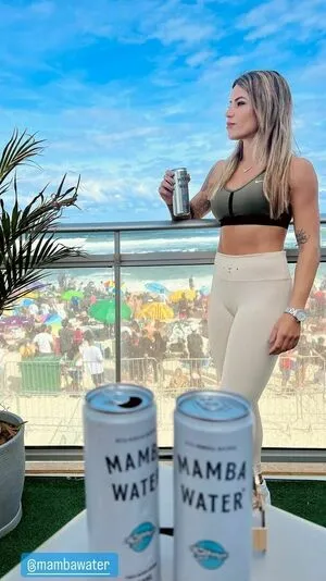 Leticia Bufoni / leticiabufoni nude photo #0014