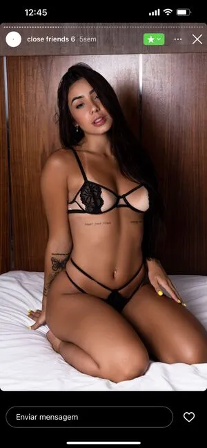 Leticia Castro / Castrollet / DEZOITOU / leticiacastroficial / thayscastro nude photo #0020
