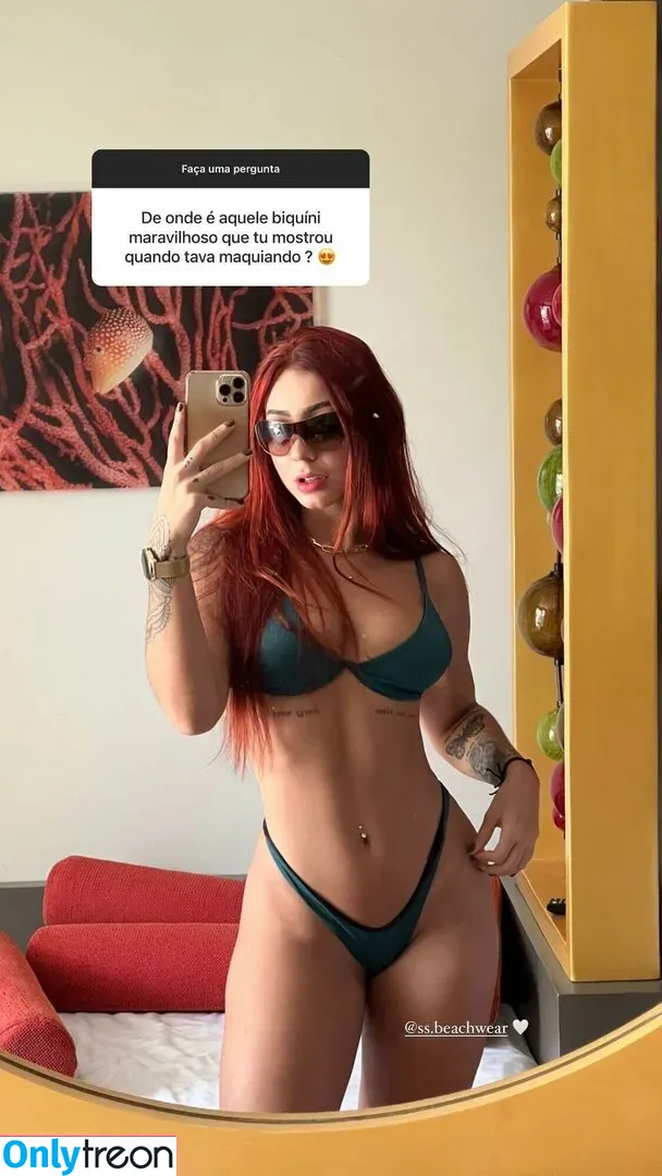 Leticia Castro nude photo #0006 (Castrollet / DEZOITOU / leticiacastroficial / thayscastro)