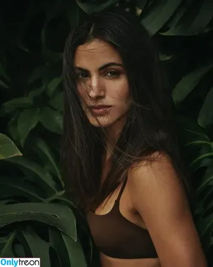 Leticia Salles / Filó de Pantanal / letisalless nude photo #0035