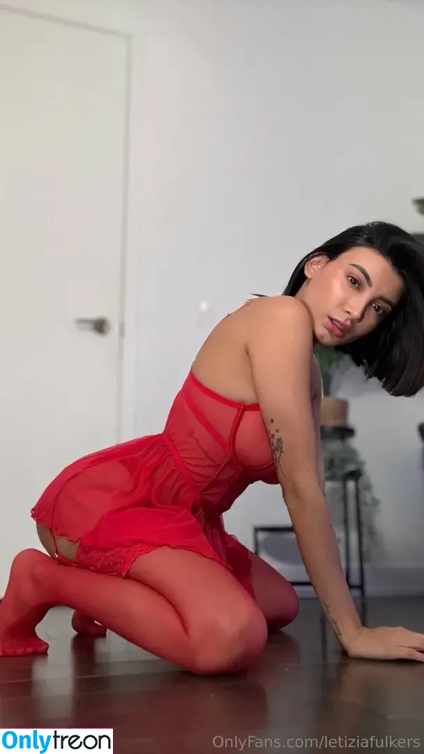 letiziafulkers nude photo #0050 (fulkers_letizia)