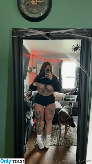 Lexafrex / Lexafrexx / strawberrry.sh0rtcakeee nude photo #0024