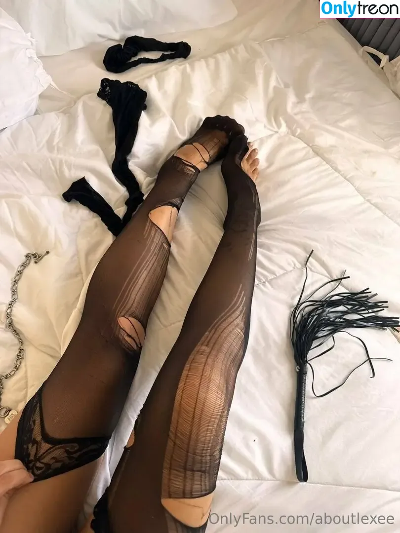 lexeeeee nude photo #0003 (lexeee.joyyy)