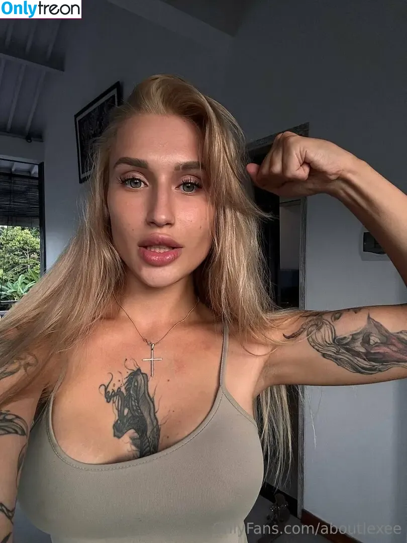 lexeeeee nude photo #0012 (lexeee.joyyy)