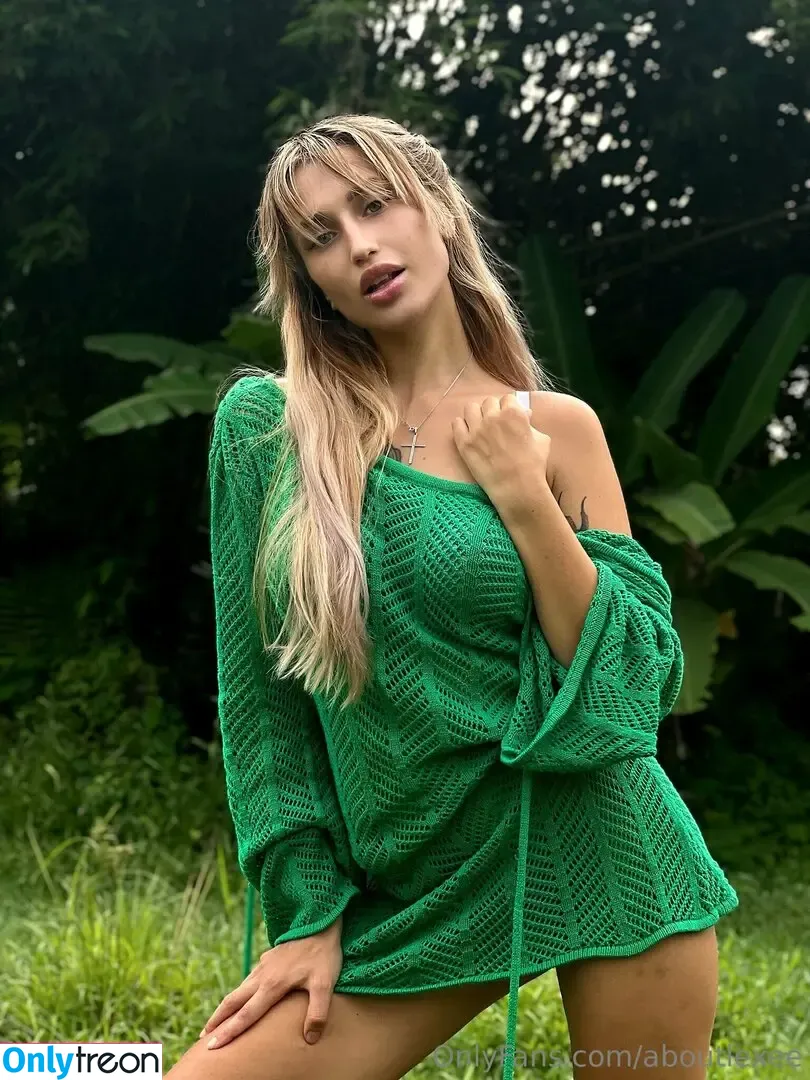 lexeeeee nude photo #0039 (lexeee.joyyy)
